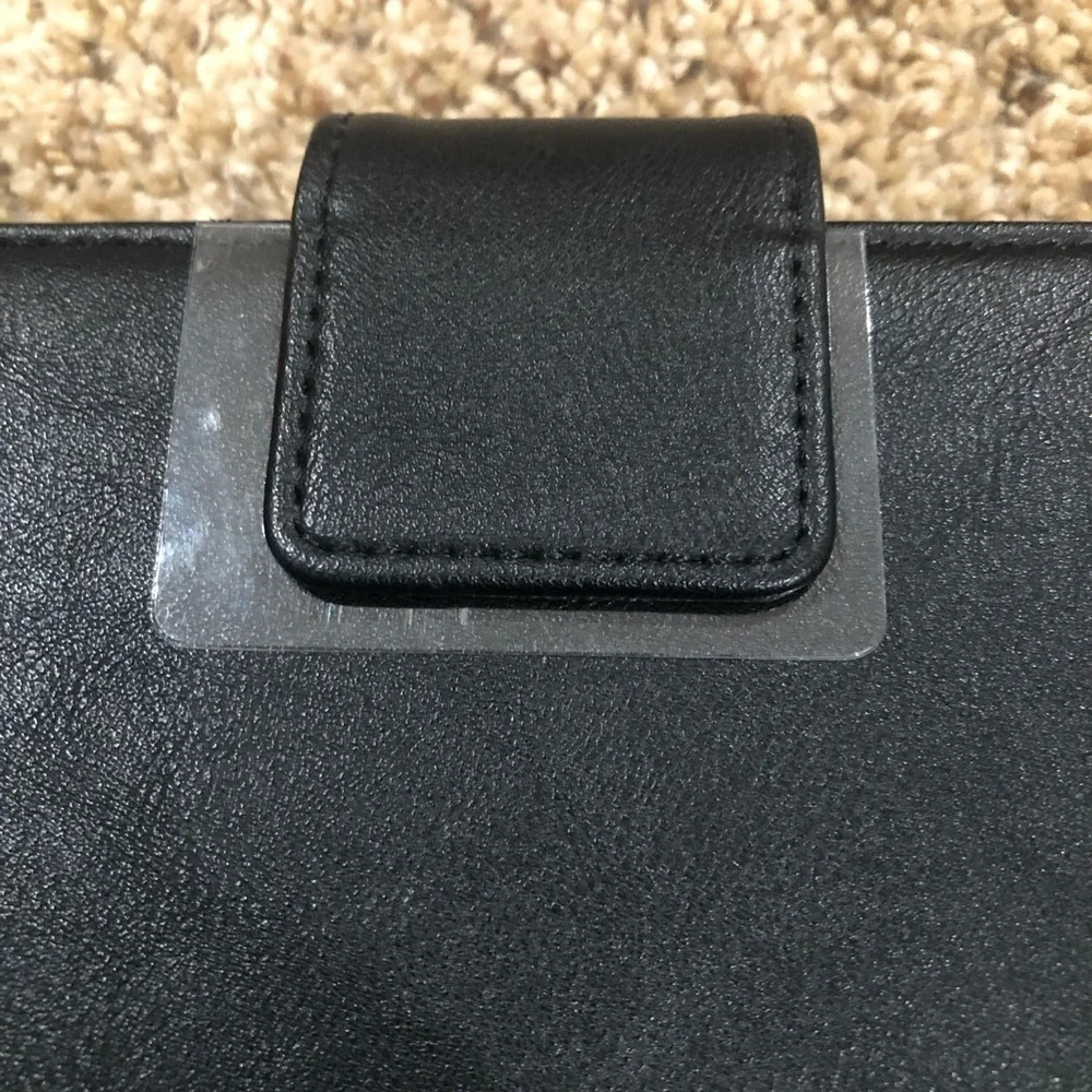 Spigen iPad Air 3 2020 Case / Stand Folio / NWOB/ Black